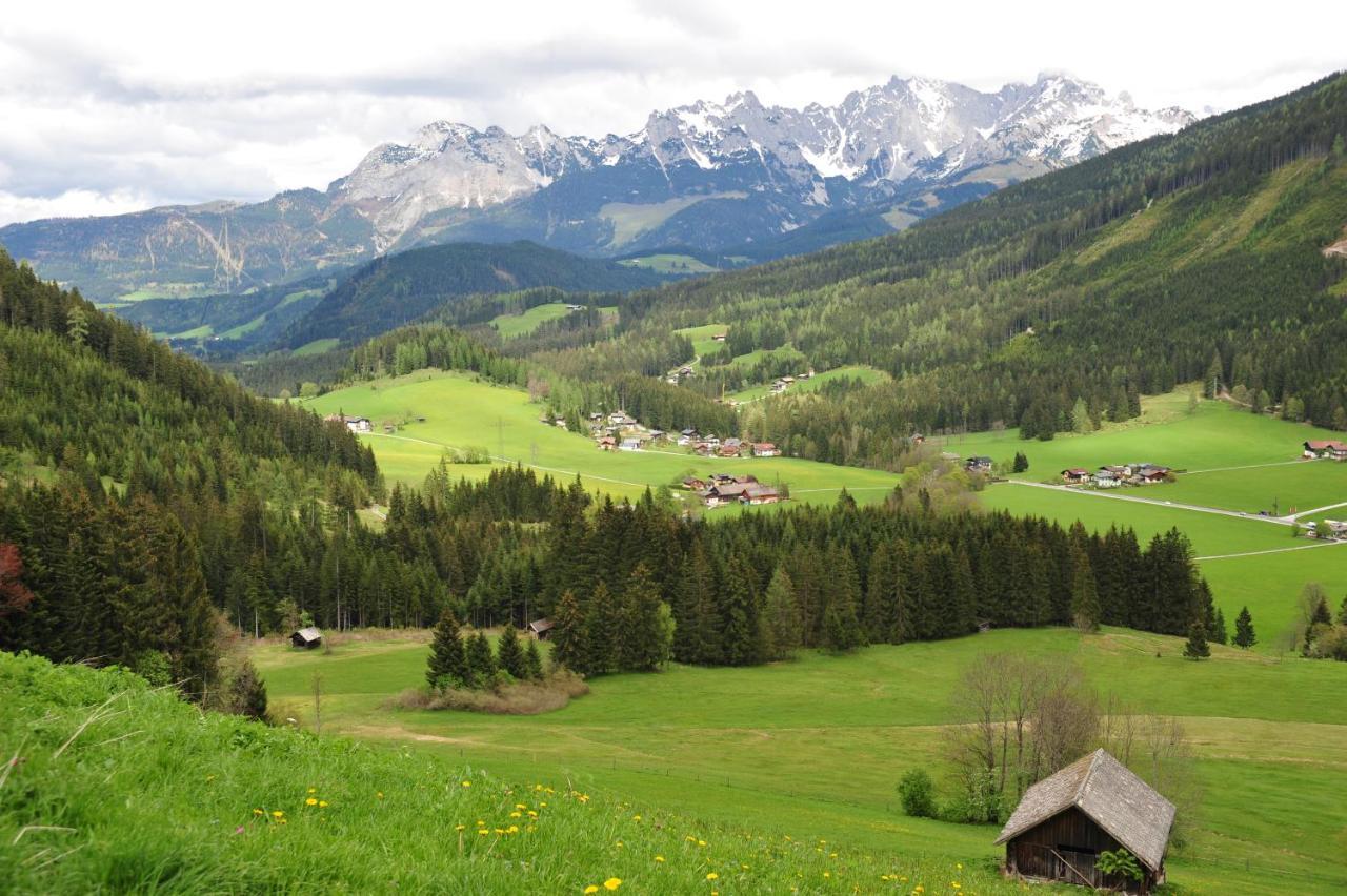 Buttermilchalm Bed & Breakfast Sankt Martin am Tennengebirge Bagian luar foto