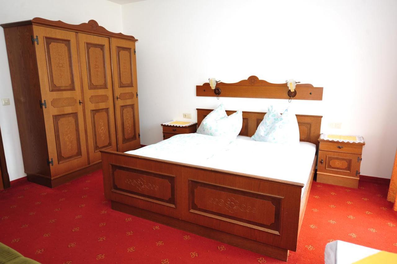 Buttermilchalm Bed & Breakfast Sankt Martin am Tennengebirge Bagian luar foto