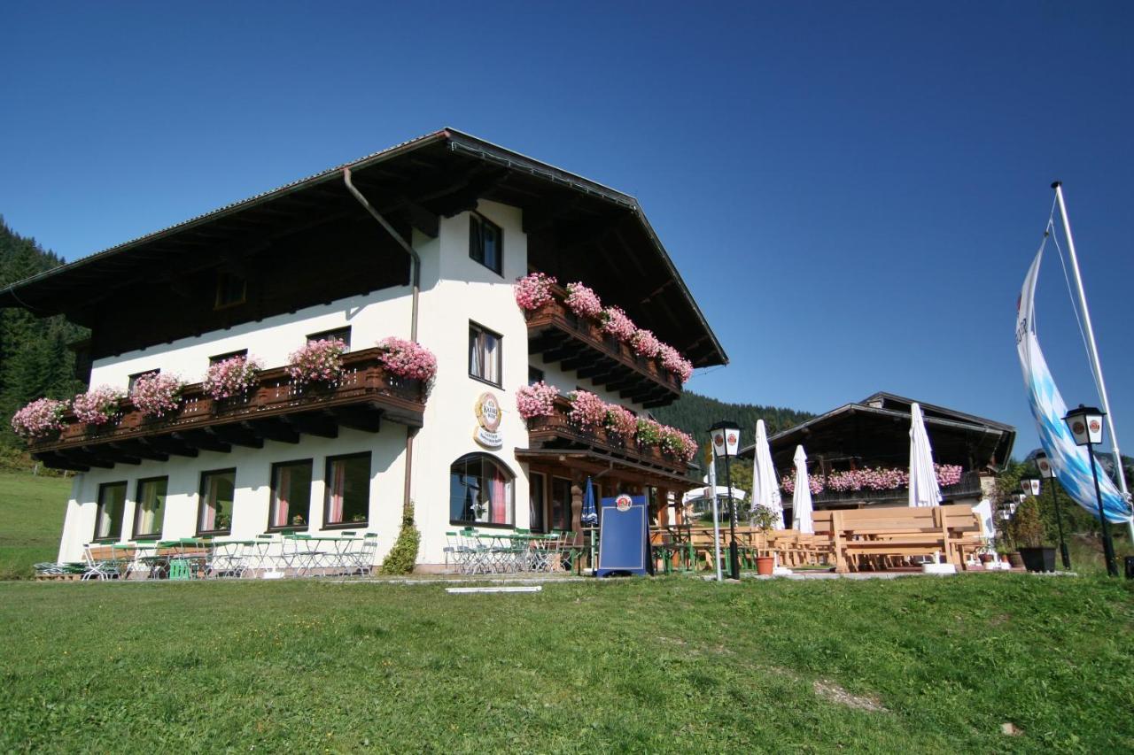 Buttermilchalm Bed & Breakfast Sankt Martin am Tennengebirge Bagian luar foto